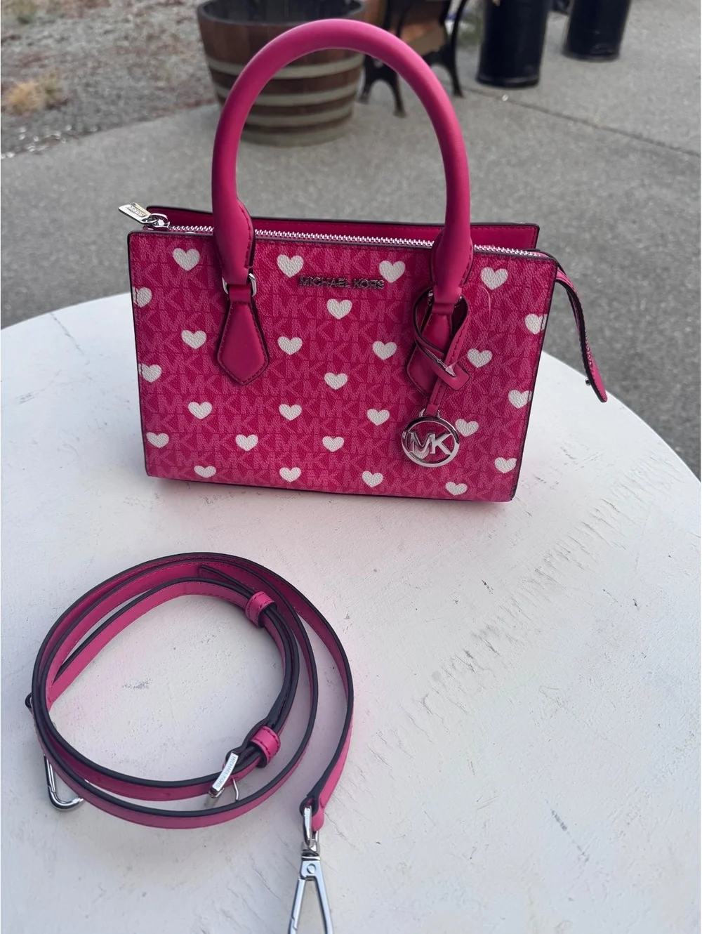 Michael Kors Sheila SM Center Zip Satchel Pink Heart Valentine Crossbody Bag